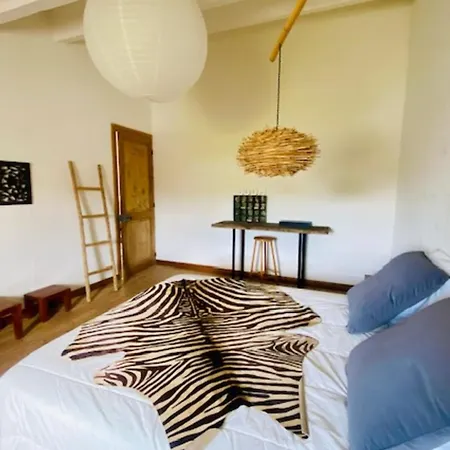 Hébergement de vacances Charming House Near Ile De Ré With Terrace Nieul-sur-Mer